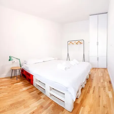 Apartment Design Location *